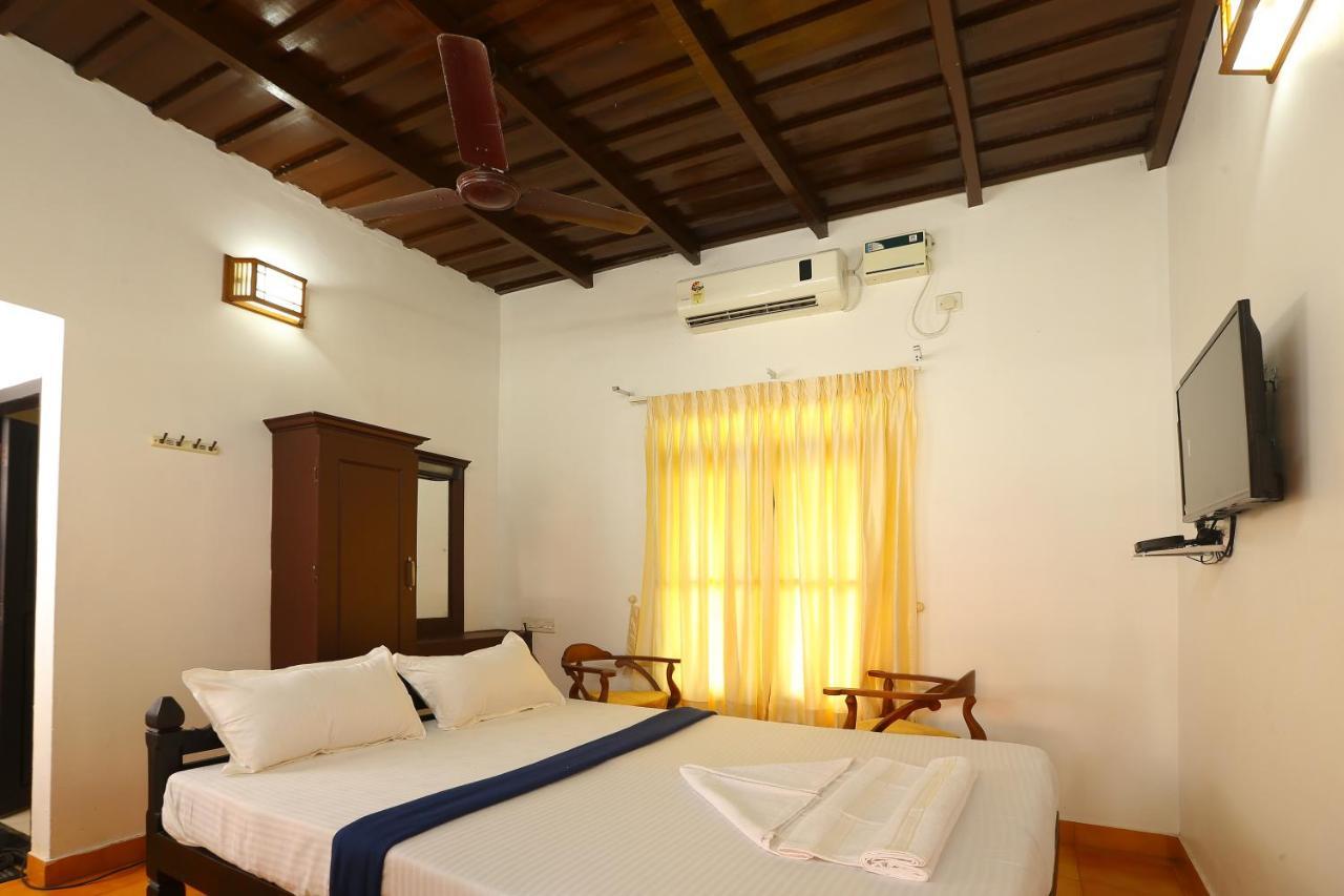 Palmy Lake Resort Alappuzha Kültér fotó